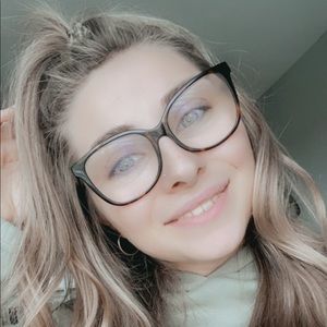 Meet your Posher, Nikki